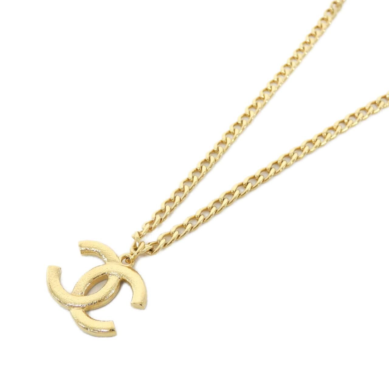 Chanel Necklace Gold — view 3