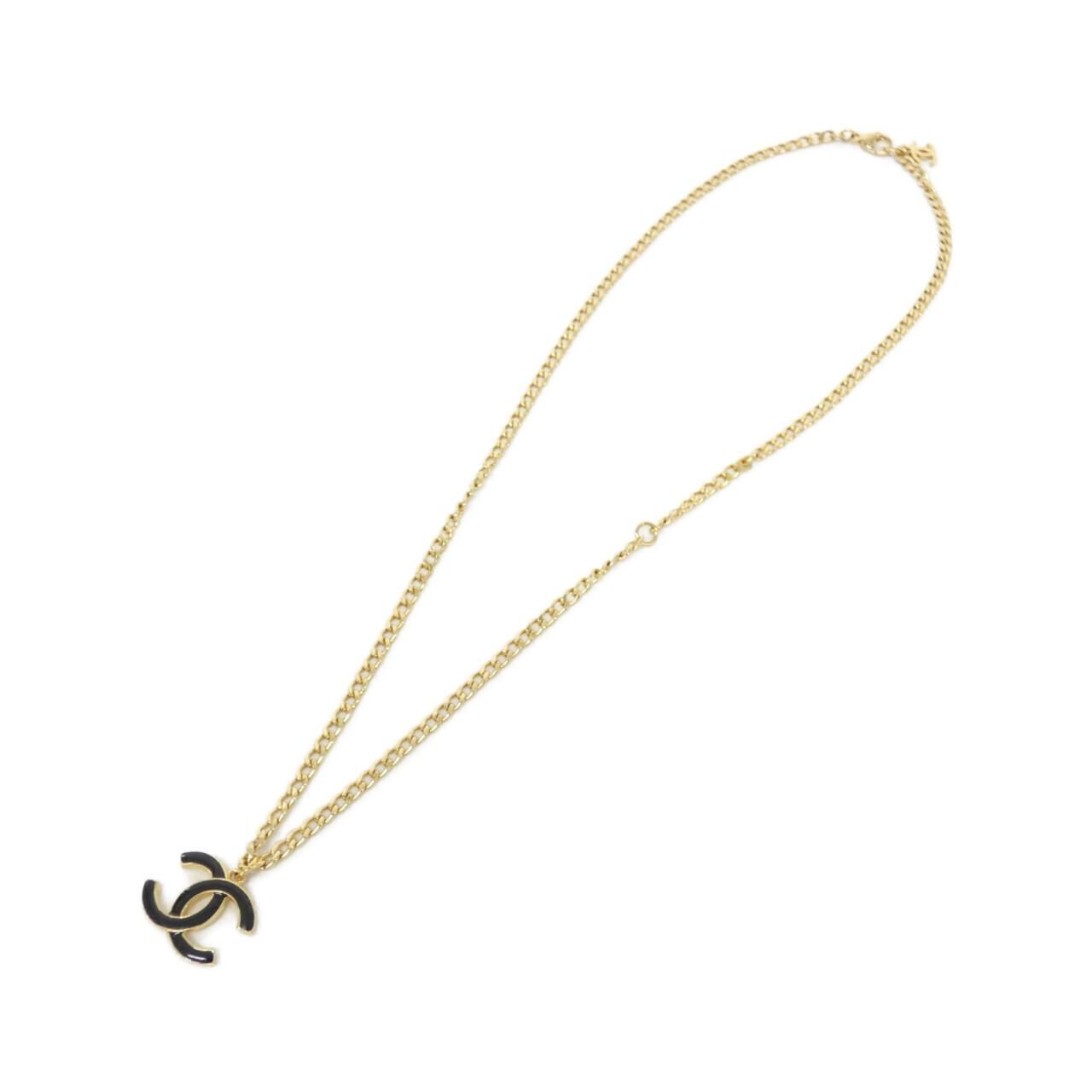 Chanel Necklace Gold — view 2