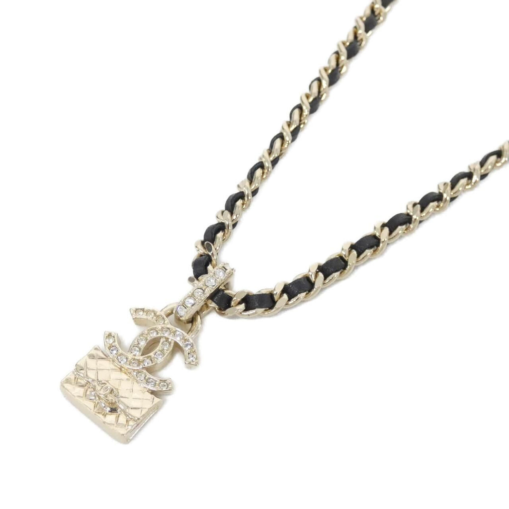 Chanel Necklace Gold