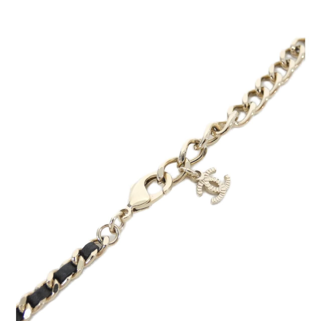 Chanel Necklace Gold — view 4