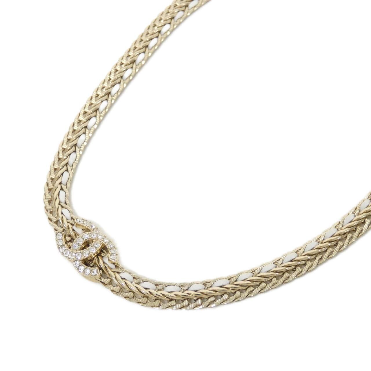 Chanel Necklace Gold
