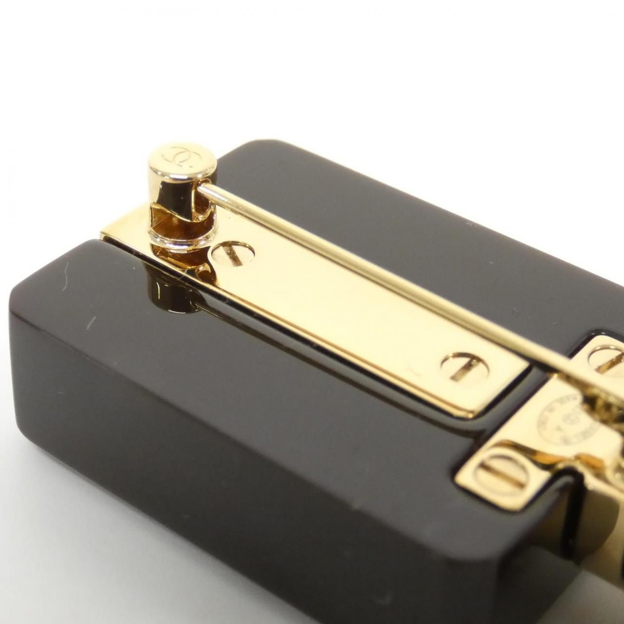 Chanel Brooch Gold — view 3