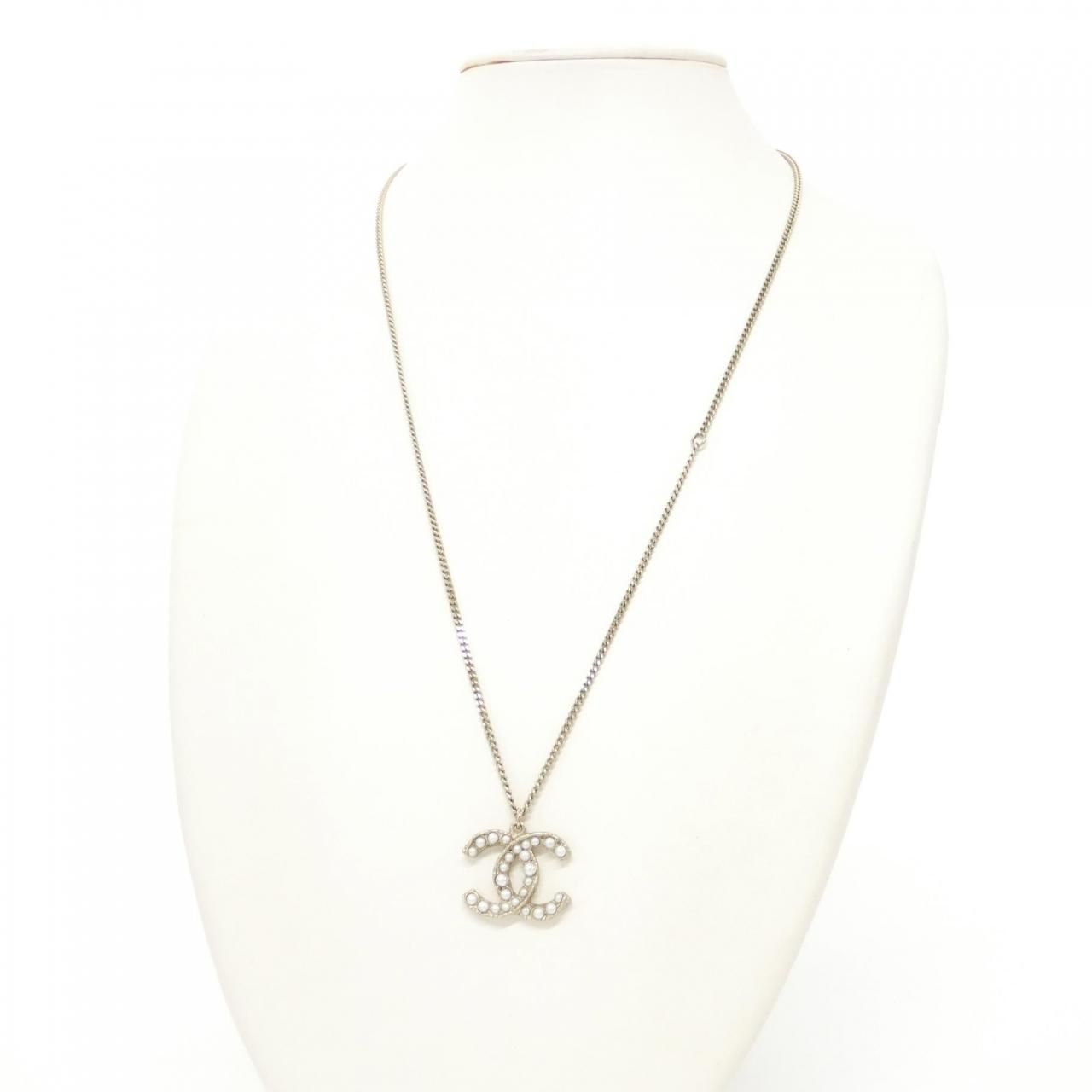 Chanel Necklace Gold — view 5