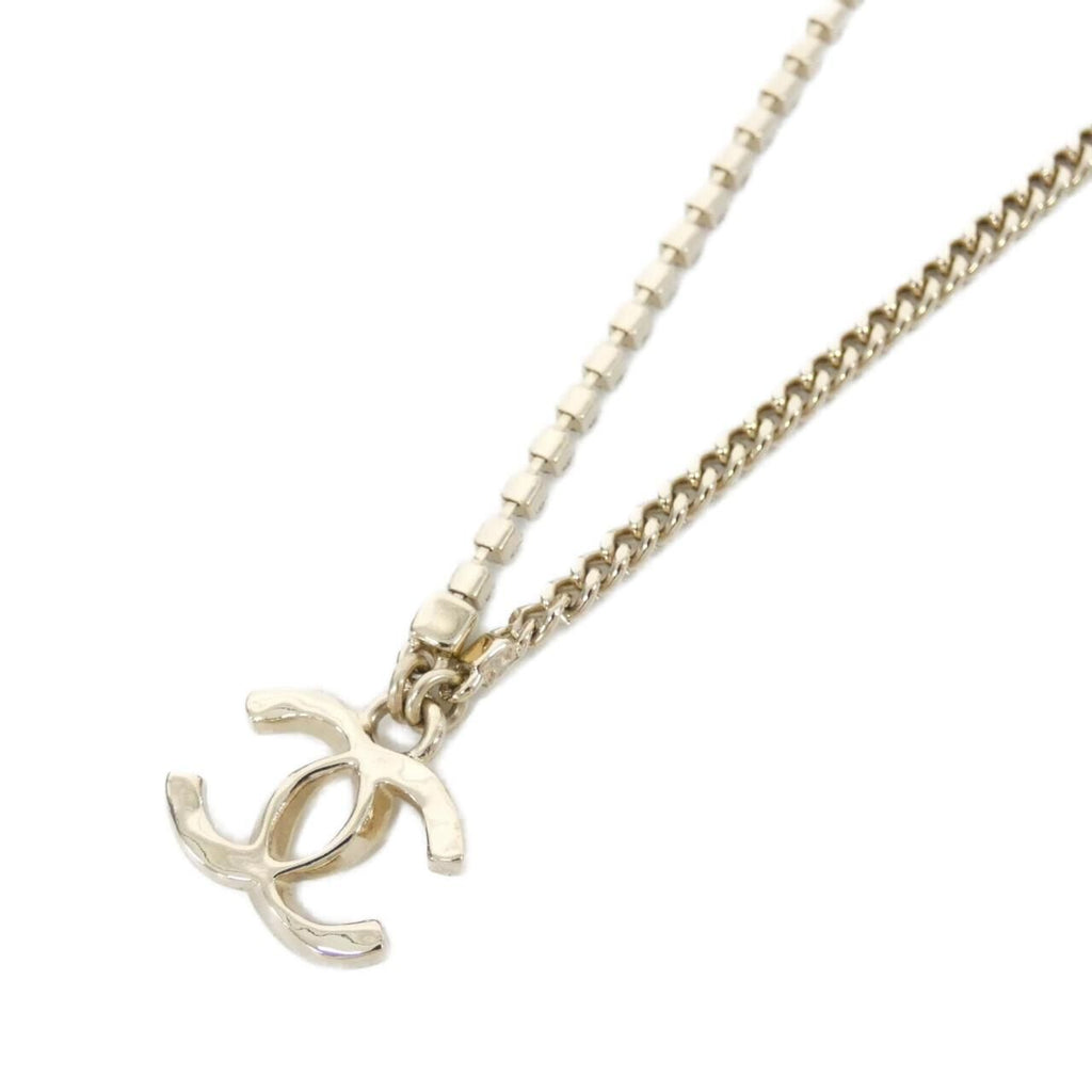 Chanel Necklace Gold — view 3