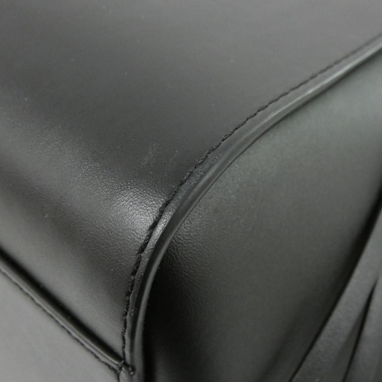 Loewe Hammock Compact Shoulder — view 3