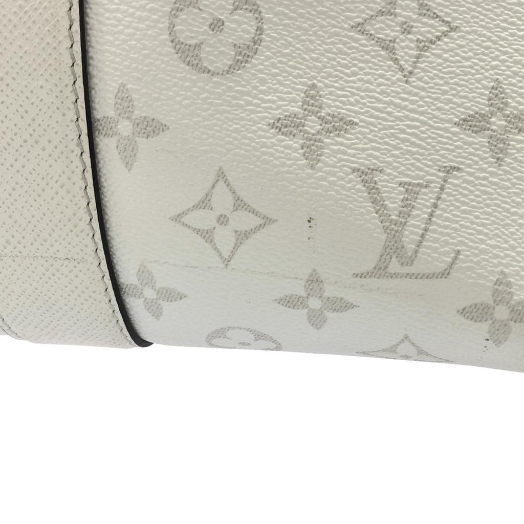 Louis Vuitton Taiga Rama Weekend Tote — view 6