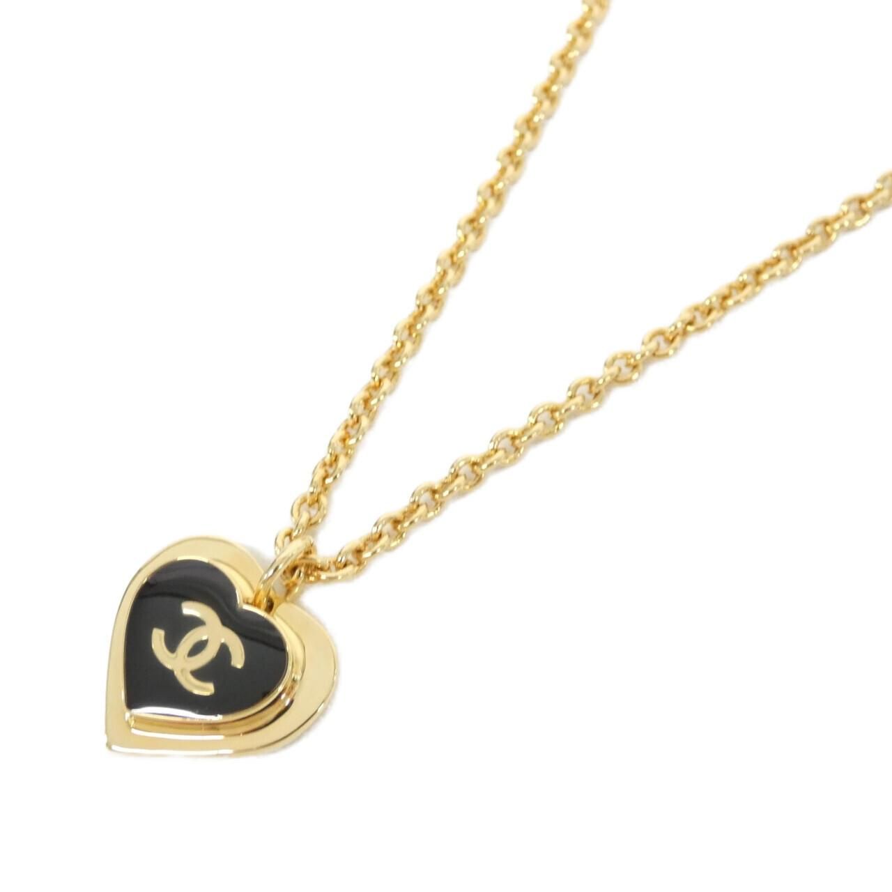 Chanel Necklace Gold