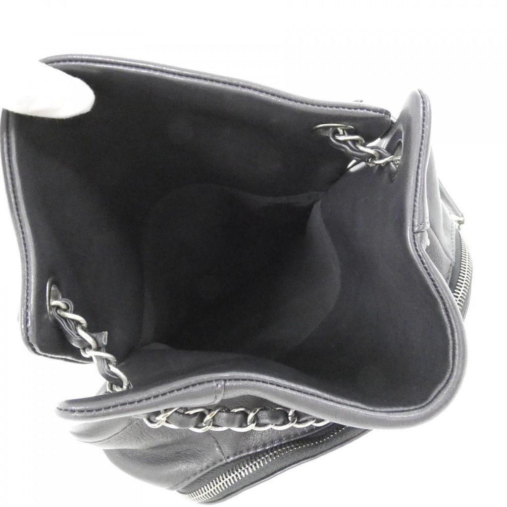 Chanel Backpack Black — view 9