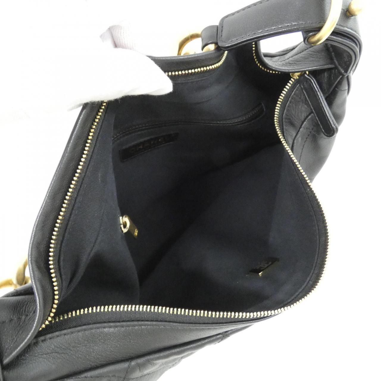 Chanel Shoulder Bag Black — view 9