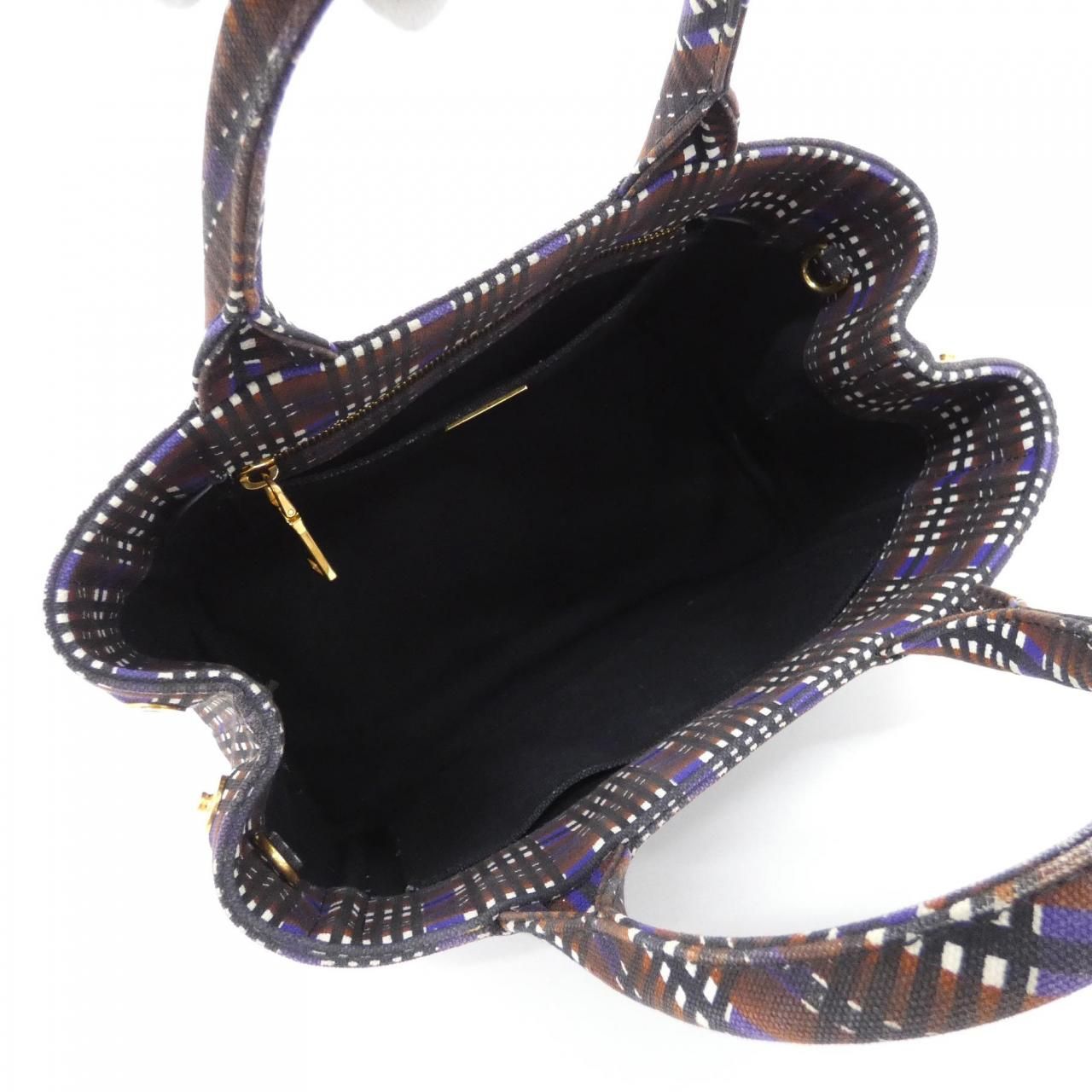 Prada Bag Handbag Gold — view 9
