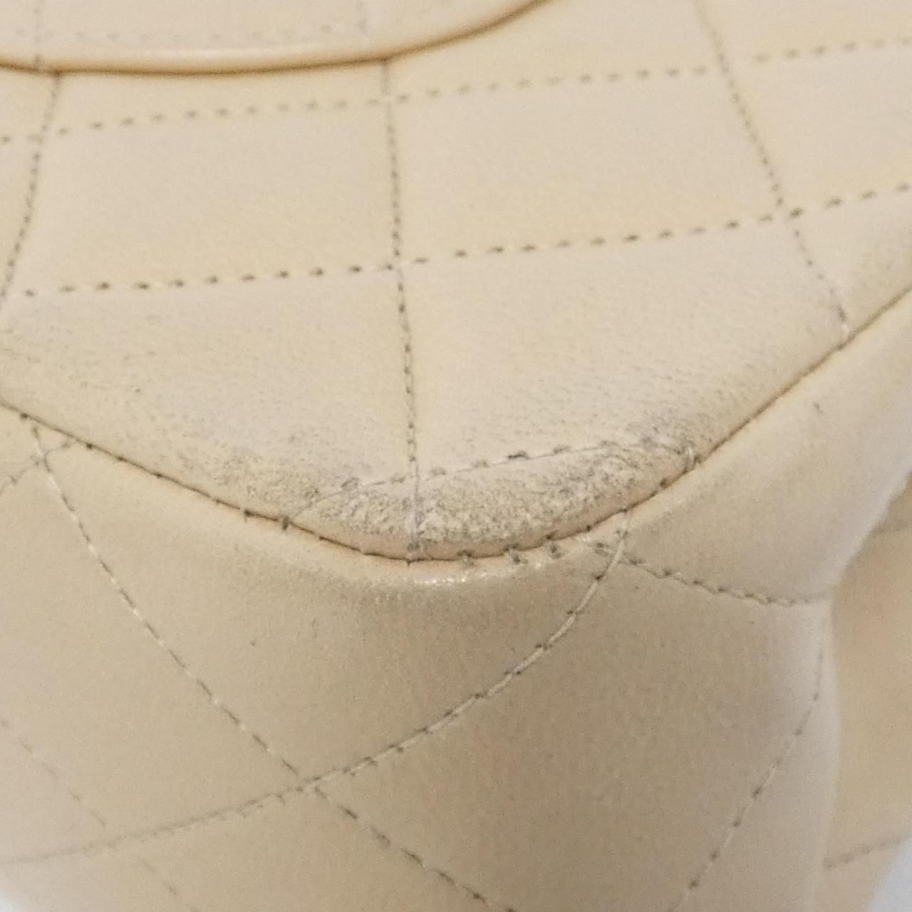 Chanel Vintage Shoulder — view 3