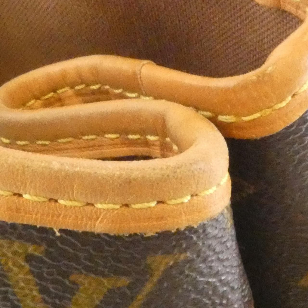 Louis Vuitton Monogram Batignolles Vertical Shoulder — view 4