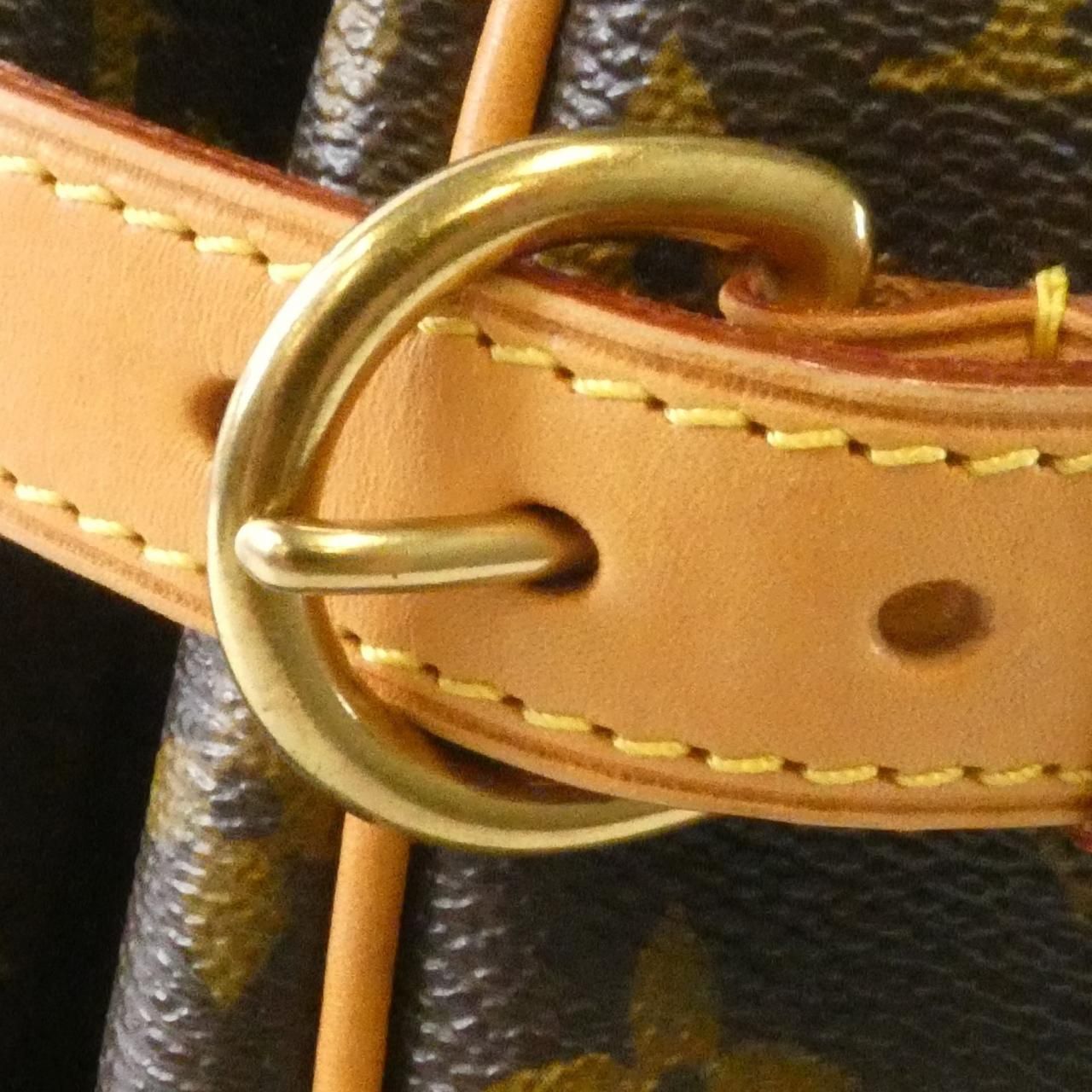 Louis Vuitton Monogram Batignolles Vertical Shoulder — view 5