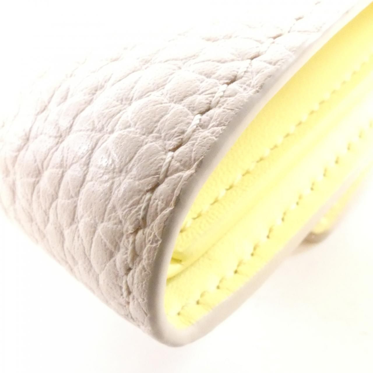 Louis Vuitton Exotic Leather Portefeuille Capucines Compact Wallet — view 3