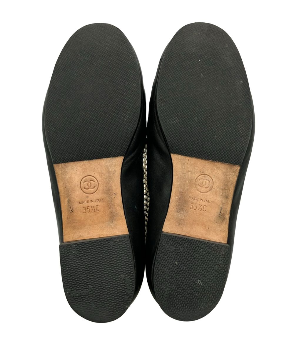 Chanel Loafers CC Logo Pearl — view 5