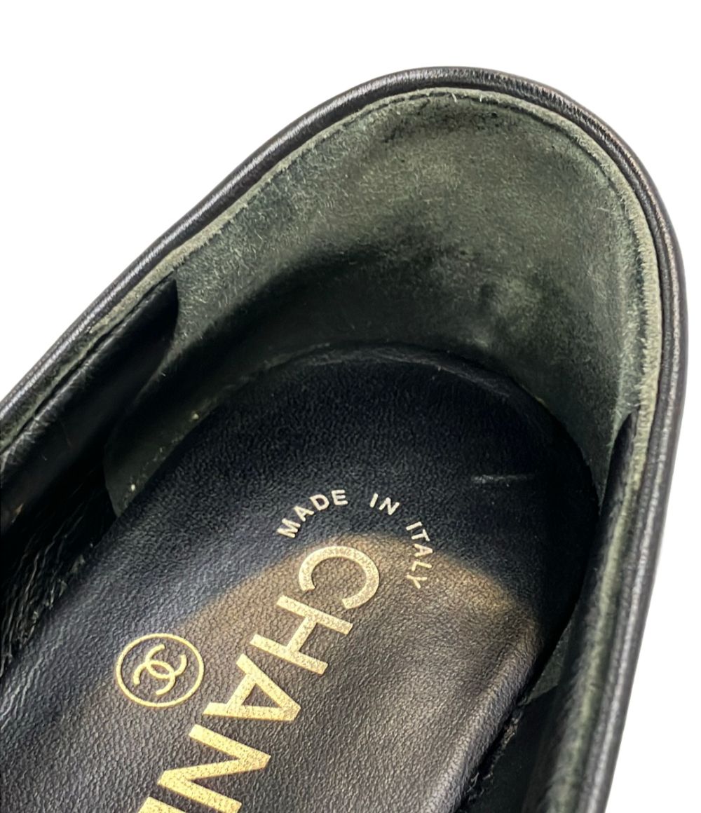 Chanel Loafers CC Logo Pearl — view 8