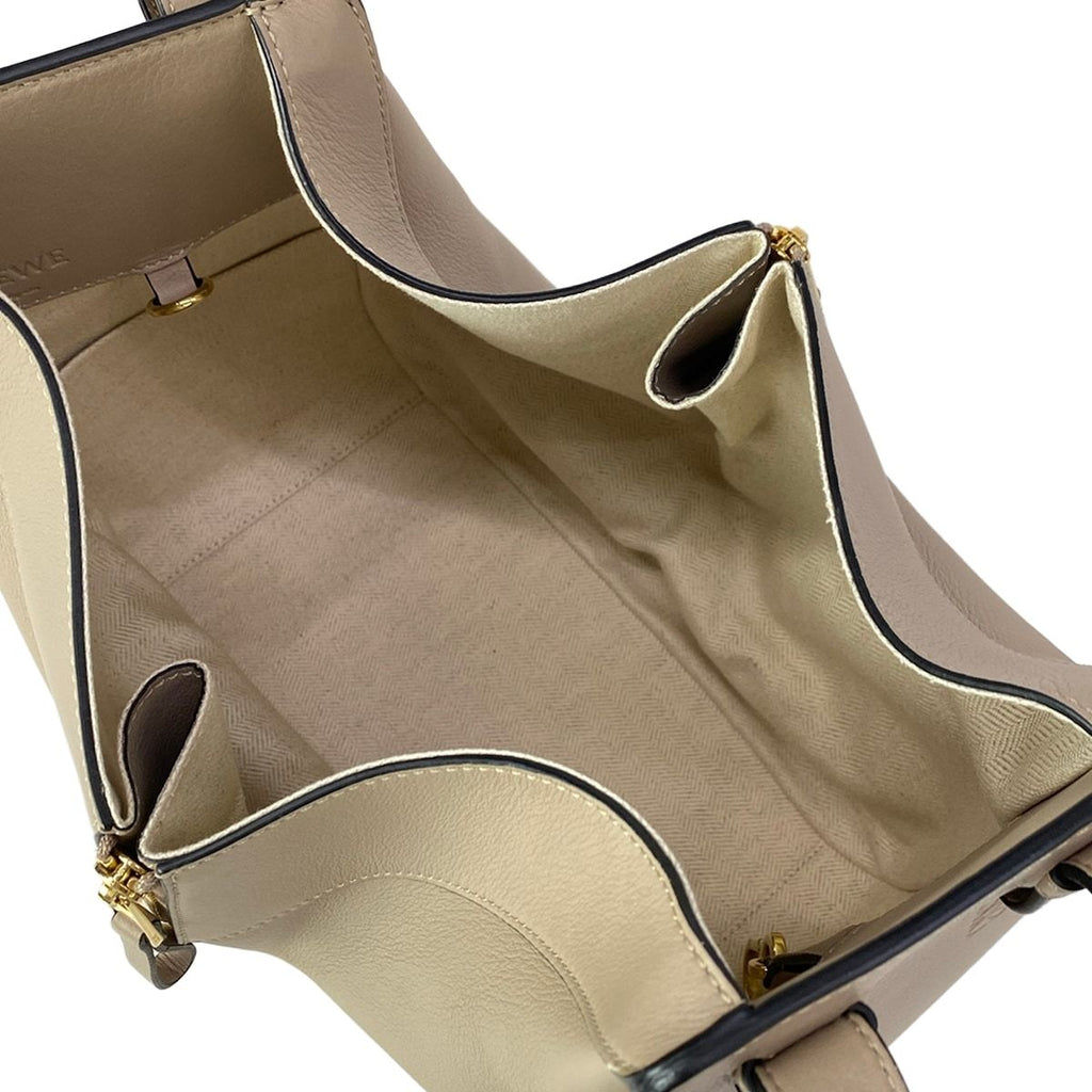 Loewe Handbag Hammock Bag Small Beige — view 7