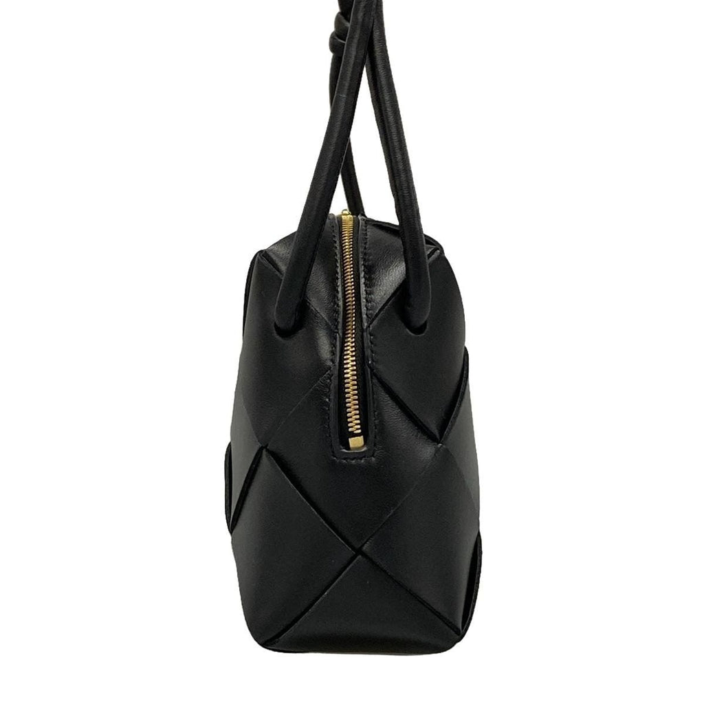 Bottega Veneta Shoulder Bag Small Cassette Black Lambskin — view 4