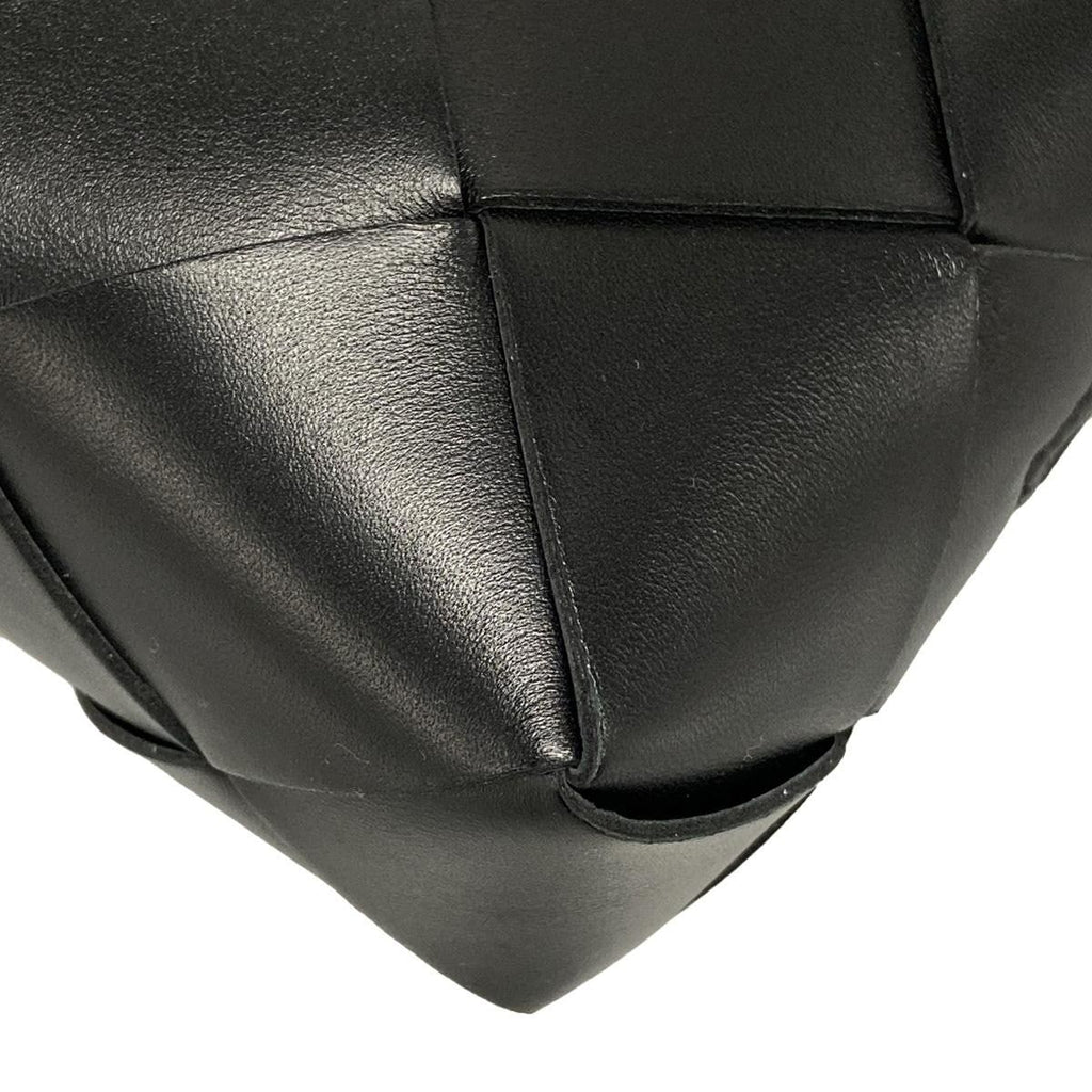 Bottega Veneta Shoulder Bag Small Cassette Black Lambskin — view 6