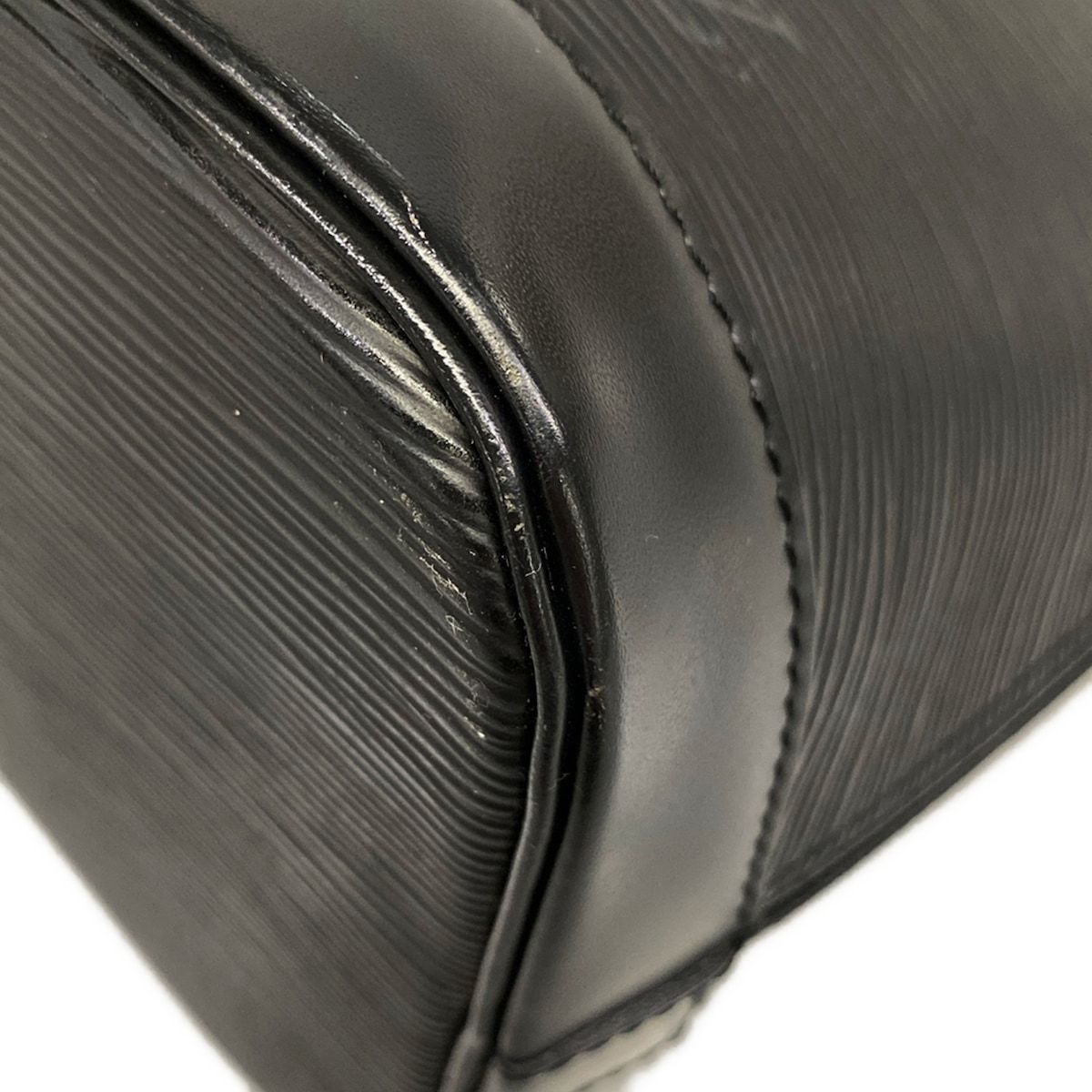 Louis Vuitton Handbag Epi Alma Noir Gold Leather — view 6