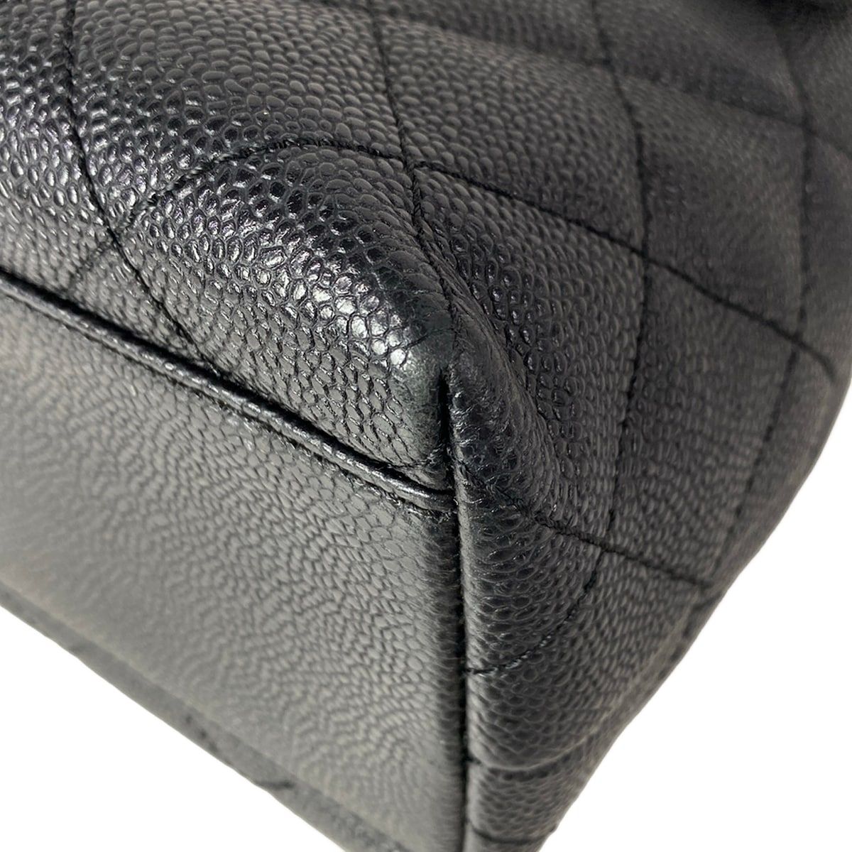 Chanel Handbag Trapezoid Bag Quilted Black Gold — view 7