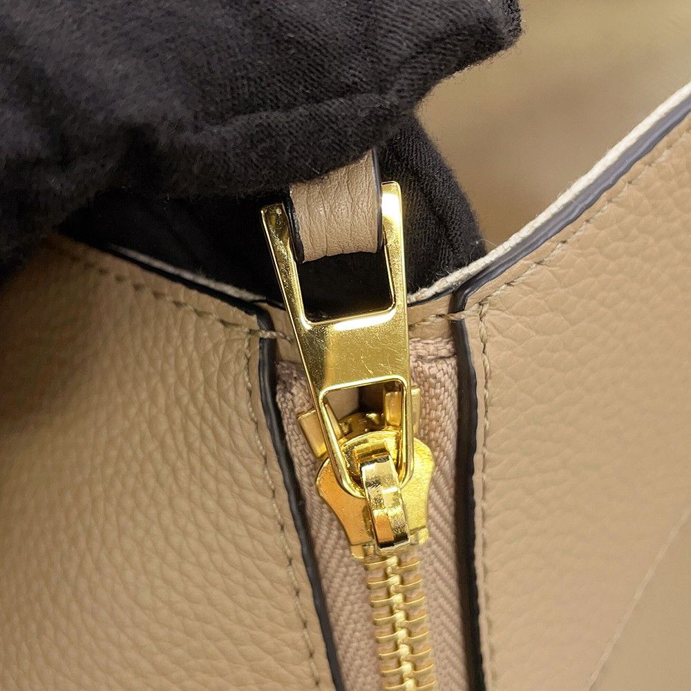 Loewe Handbag Hammock Small Soft Gray Necklace Leather 2-Way — view 9