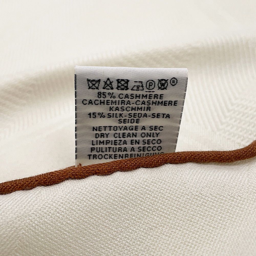 Hermes Scarf Losange New Libris Cashmere Silk Shawl White — view 4