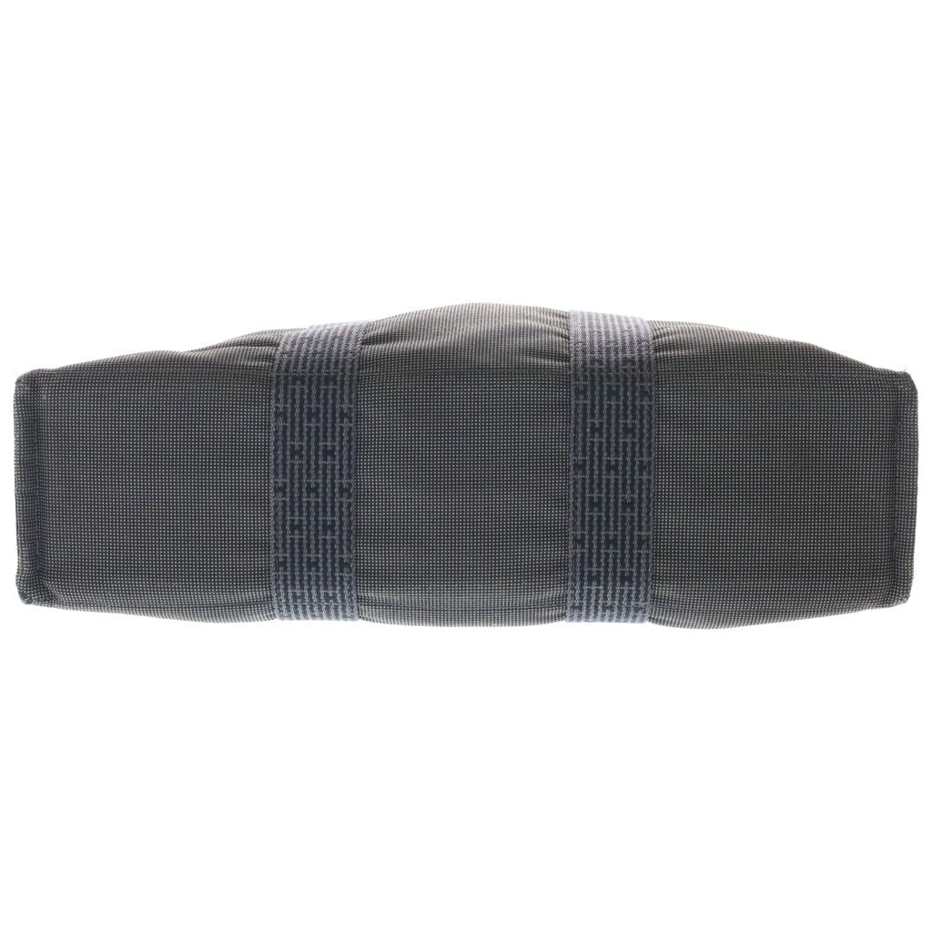 Hermes Her Line MM Tote Gray Canvas — view 4