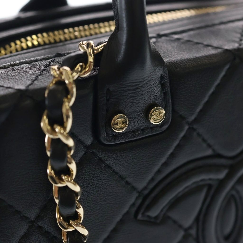 Chanel Quilted Small Vanity CC Logo Lambskin Gold 2-Way Chain Shoulder Bag Black — view 6