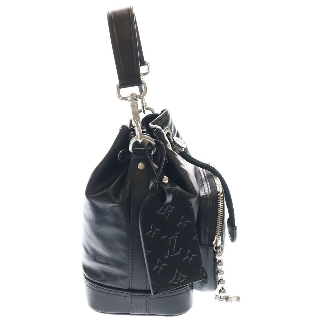 Louis Vuitton LV Night Noe Cargo Shoulder Back Black Silver — view 3