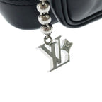 Louis Vuitton LV Night Noe Cargo Shoulder Back Black Silver — view 7