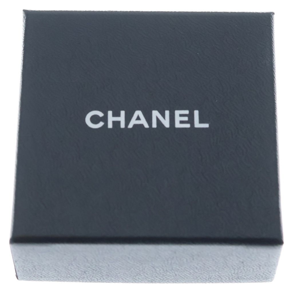 Chanel CC Logo Faux Pearl Vintage Earrings Gold — view 6