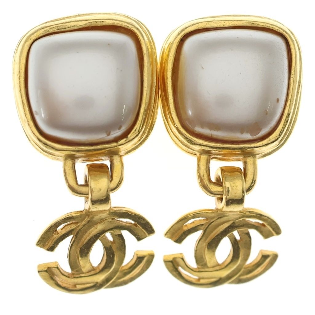 Chanel CC Logo Faux Pearl Vintage Earrings Gold