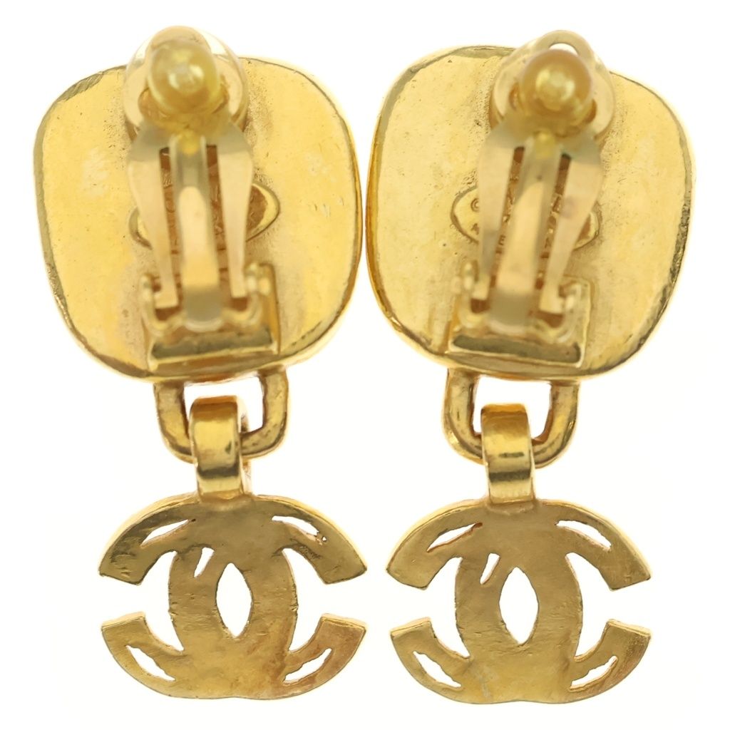 Chanel CC Logo Faux Pearl Vintage Earrings Gold — view 2