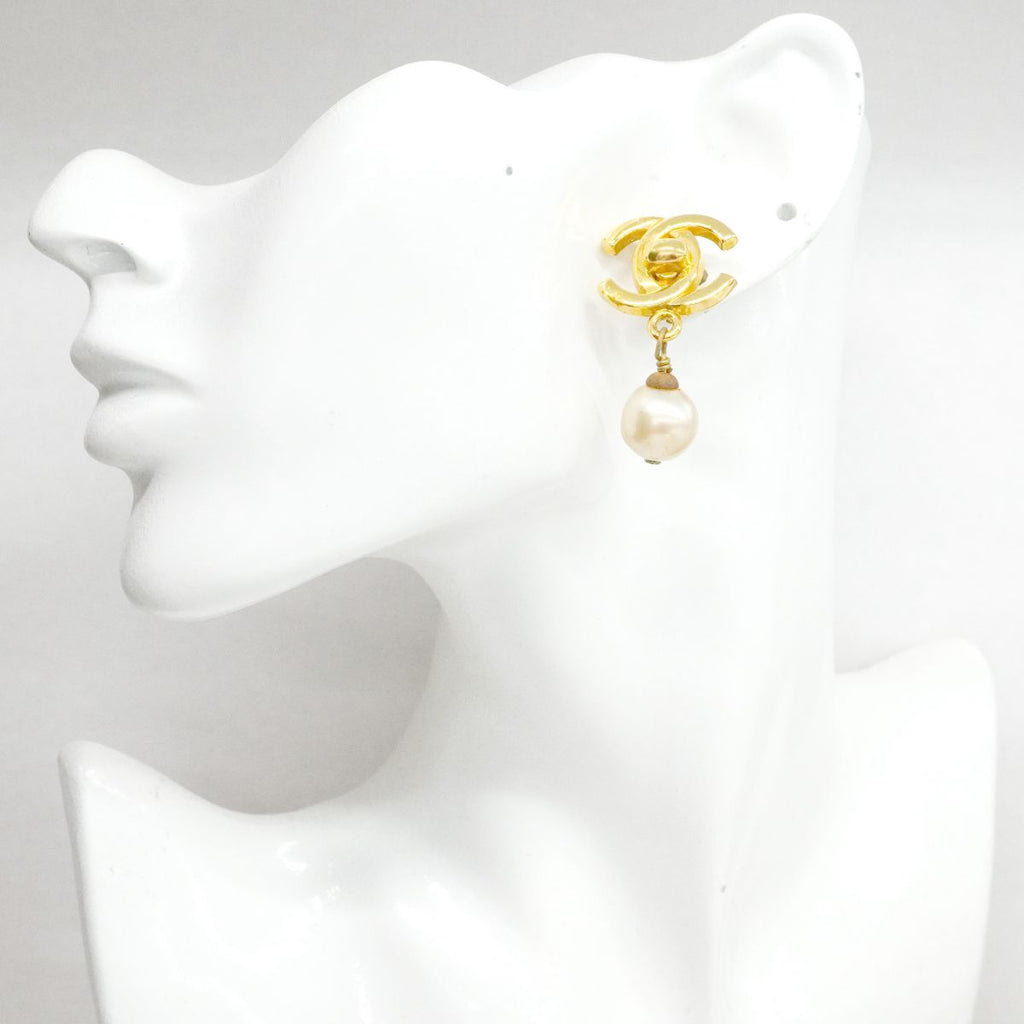 Chanel Earrings Vintage CC Logo Turnlock Gold Plated Faux Pearl — view 5