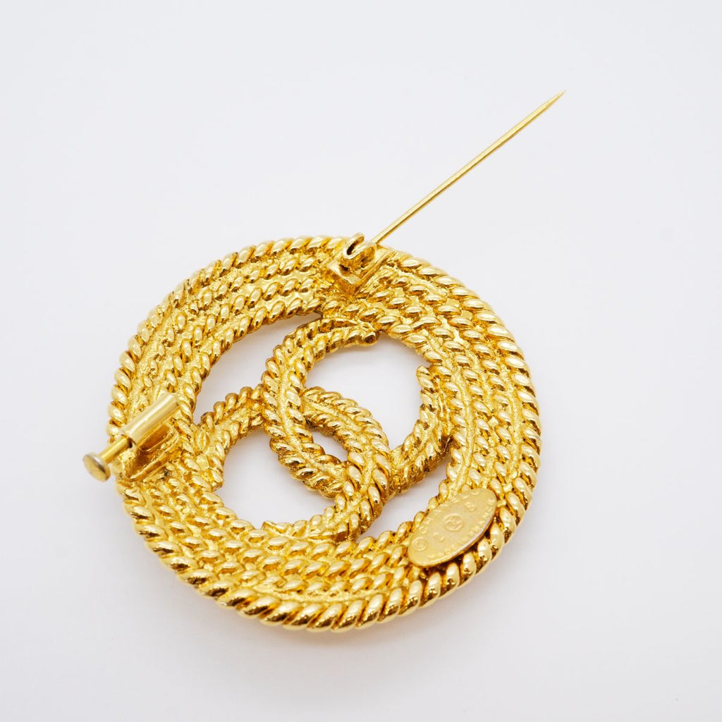 Chanel Brooch Vintage CC Logo Round — view 6