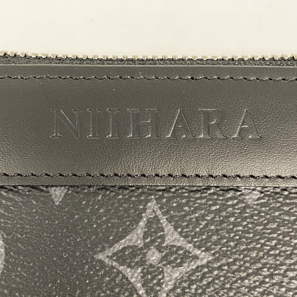 Louis Vuitton Pouch Monogram Eclipse Pochette Discovery PM Black — view 6