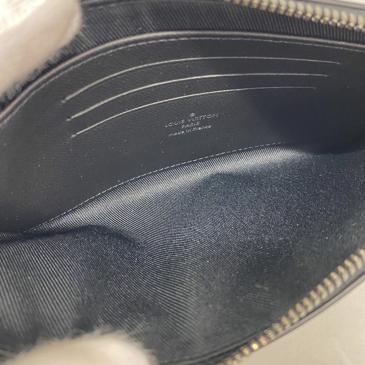 Louis Vuitton Pouch Monogram Eclipse Pochette Discovery PM Black — view 4