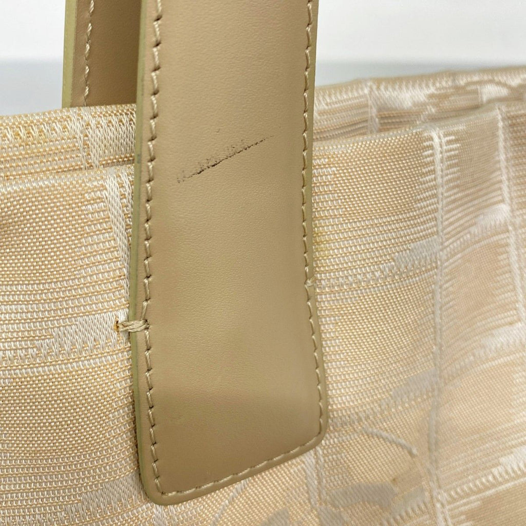 Chanel Tote New Travel Nylon Beige Gold — view 8