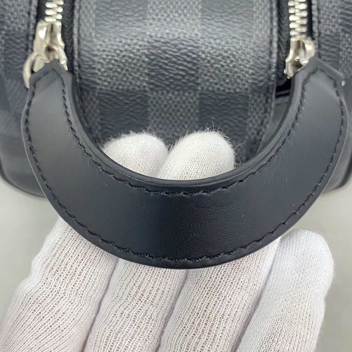 Louis Vuitton Pouch Damier Graphite Dopp Kit Black Gray — view 8