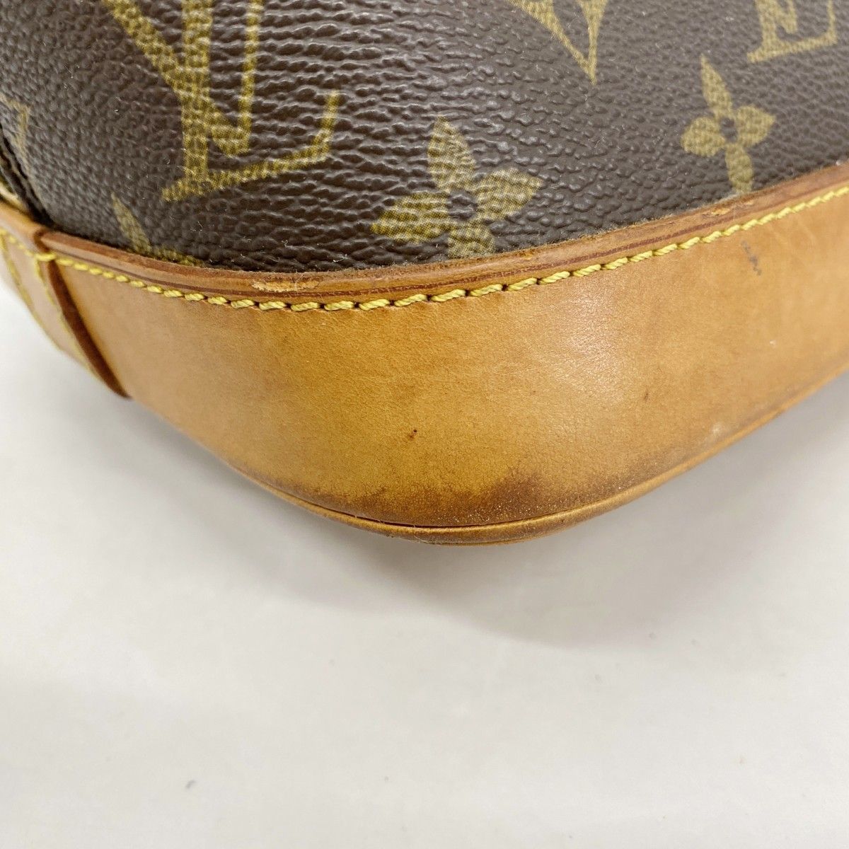 Louis Vuitton Handbag Monogram Alma Brown — view 9