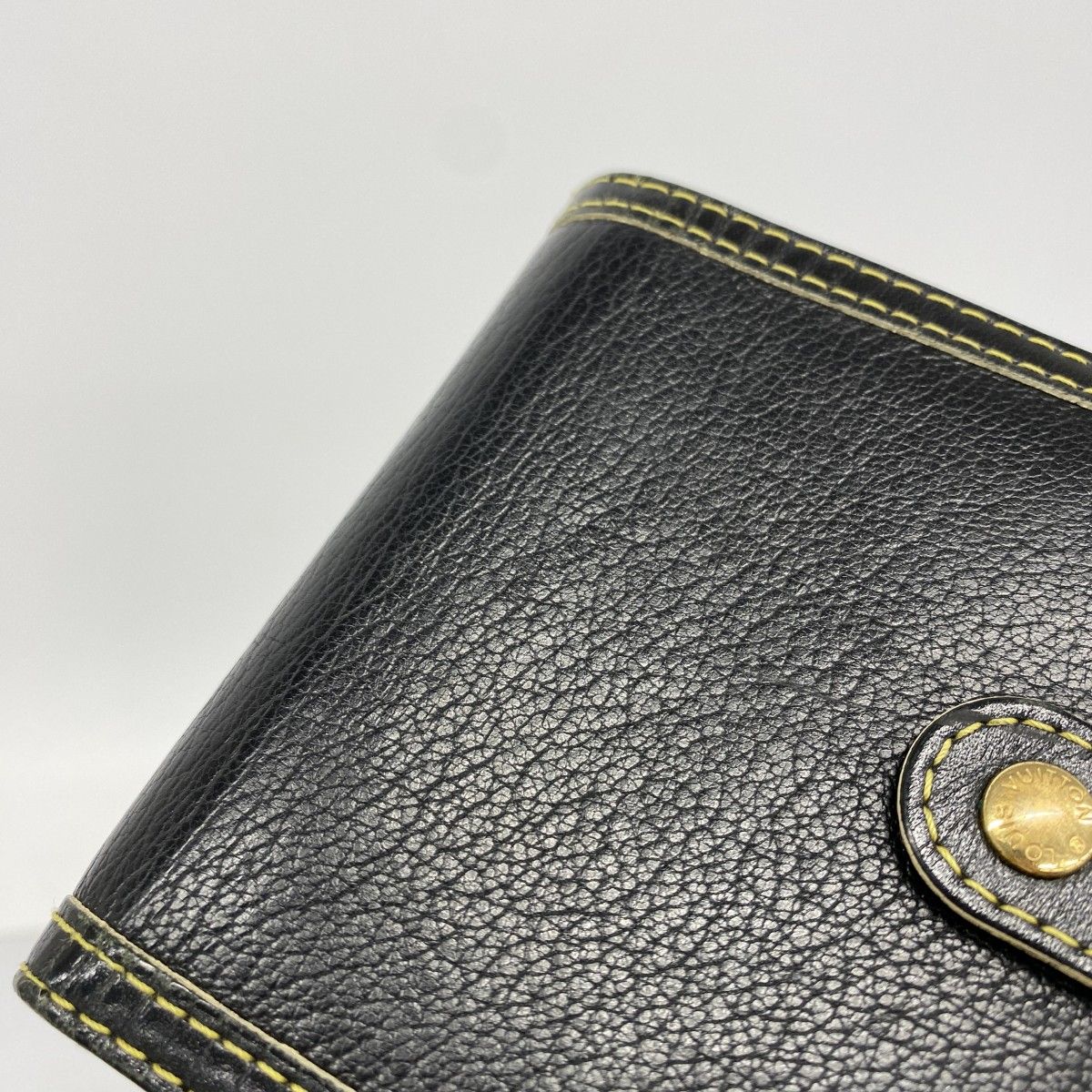Louis Vuitton Wallet Suhali Compact Zip Noir — view 9