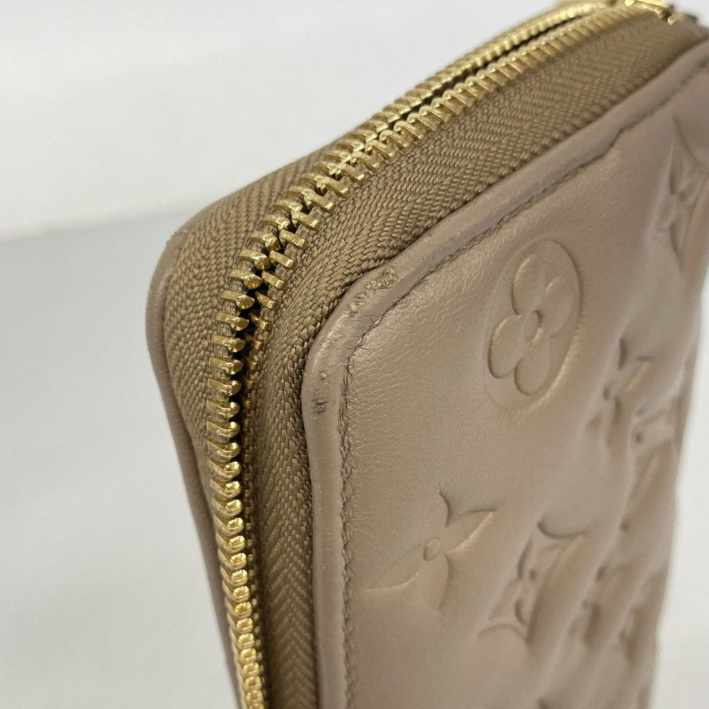Louis Vuitton Wallet Monogram Embossed Zippy Tope — view 5