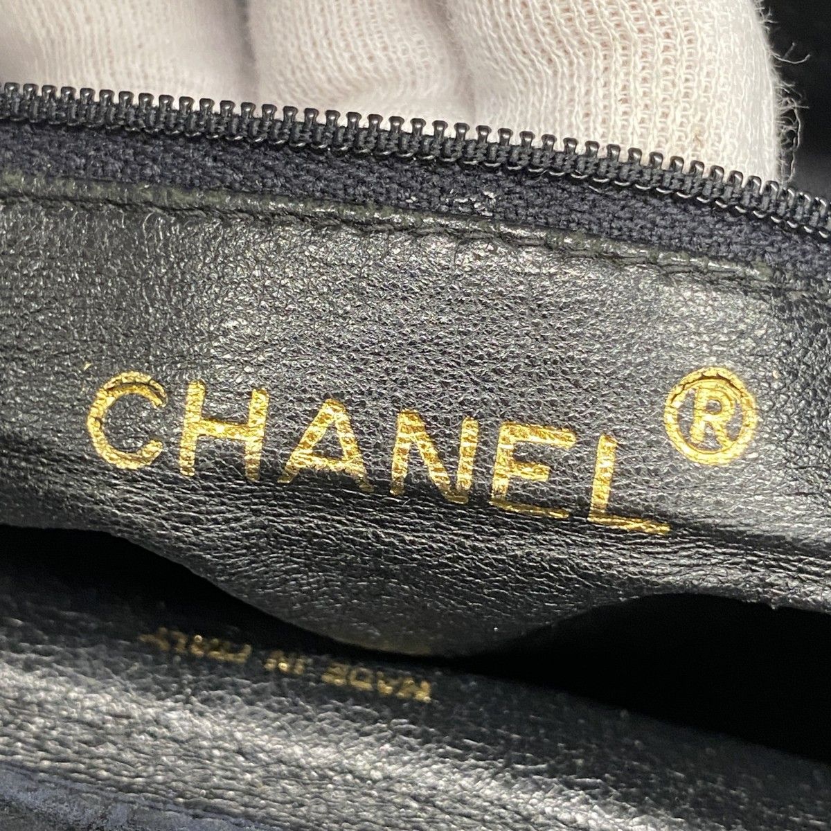 Chanel Shoulder Bag Quilted Lambskin Black Gold — view 5