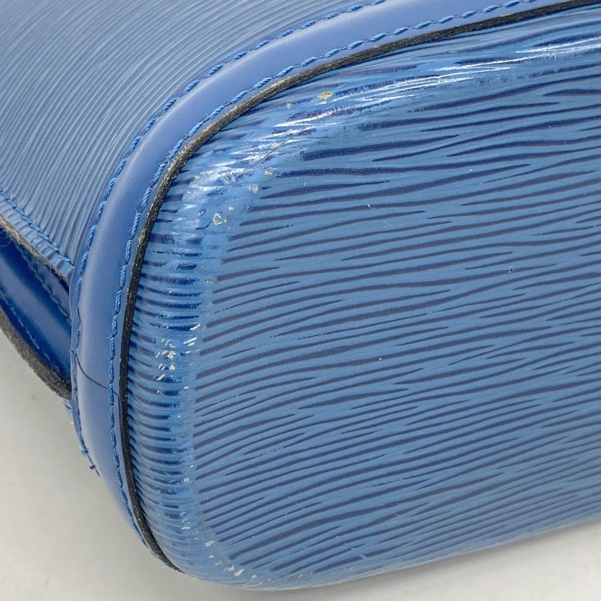 Louis Vuitton Shoulder Bag Epi Lussac Toledo Blue — view 7