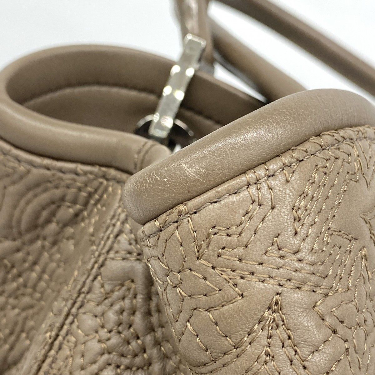 Louis Vuitton Tote Monogram Antia Lilia PM Fume — view 7
