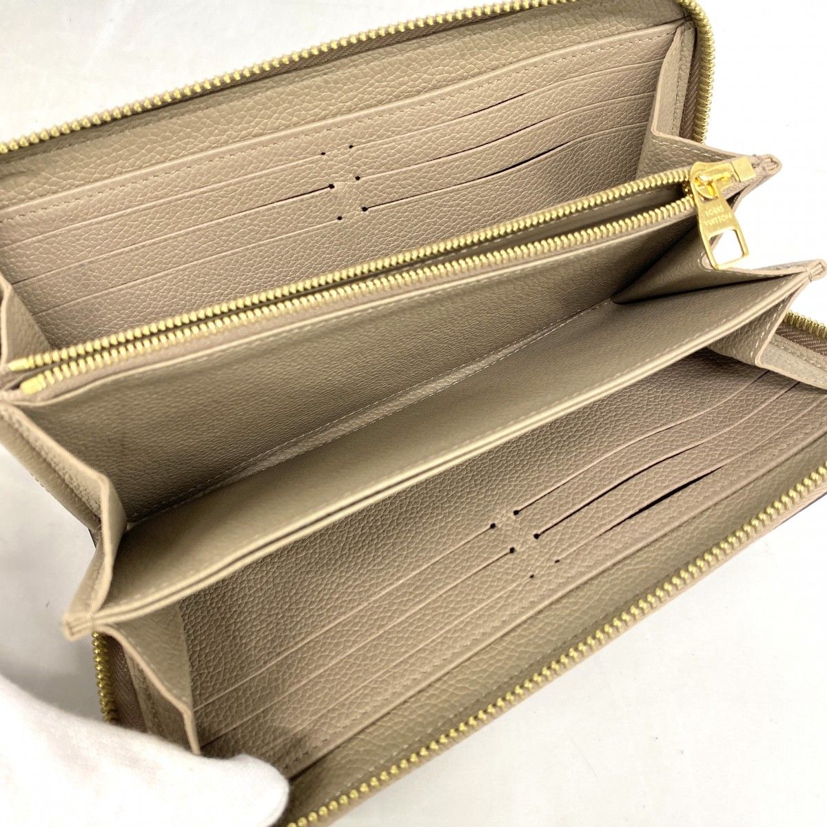 Louis Vuitton Wallet Monogram Empreinte Zippy Tourtelle Cream Bicolor — view 3