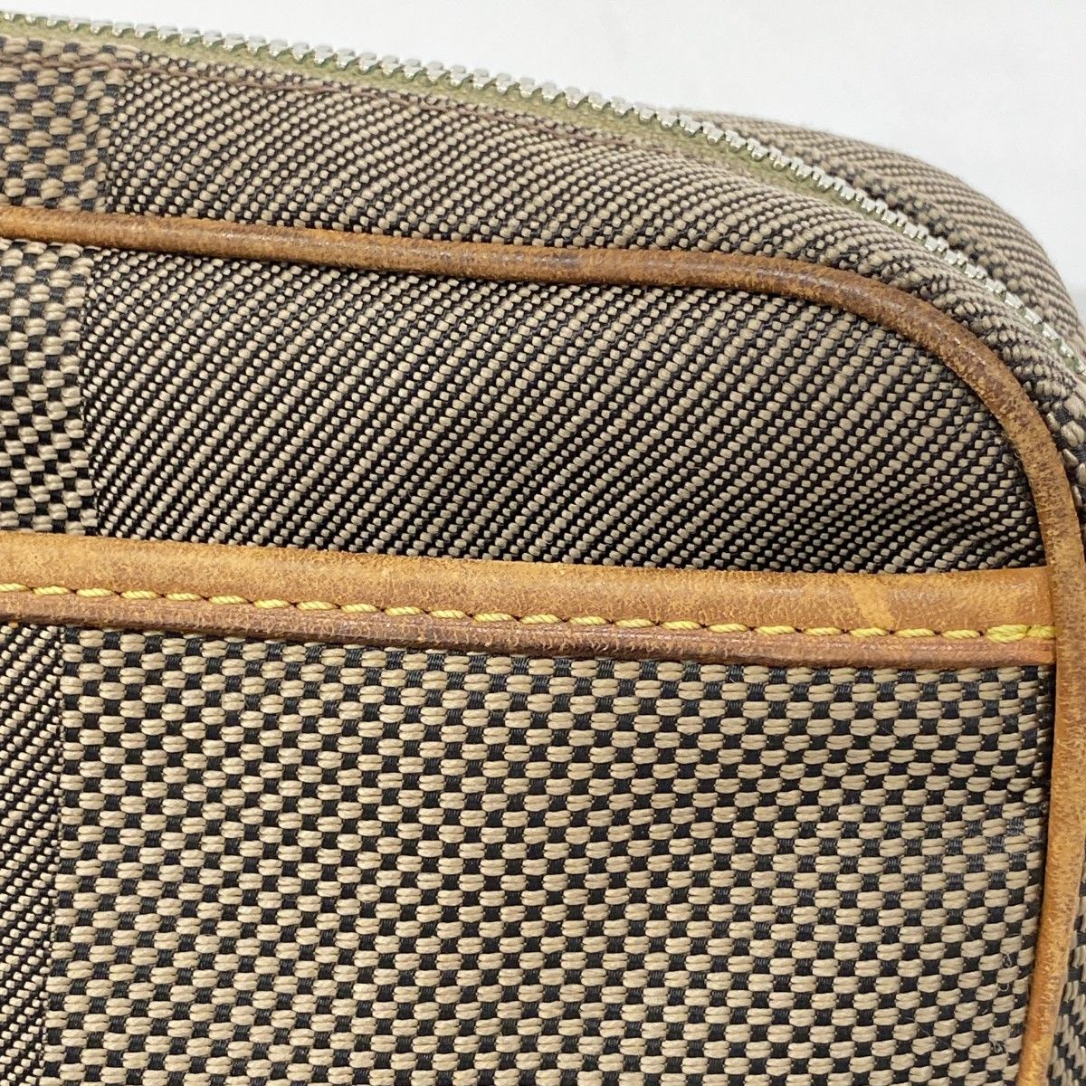 Louis Vuitton Belt Bag Damier Jean Acrobat Tail — view 8