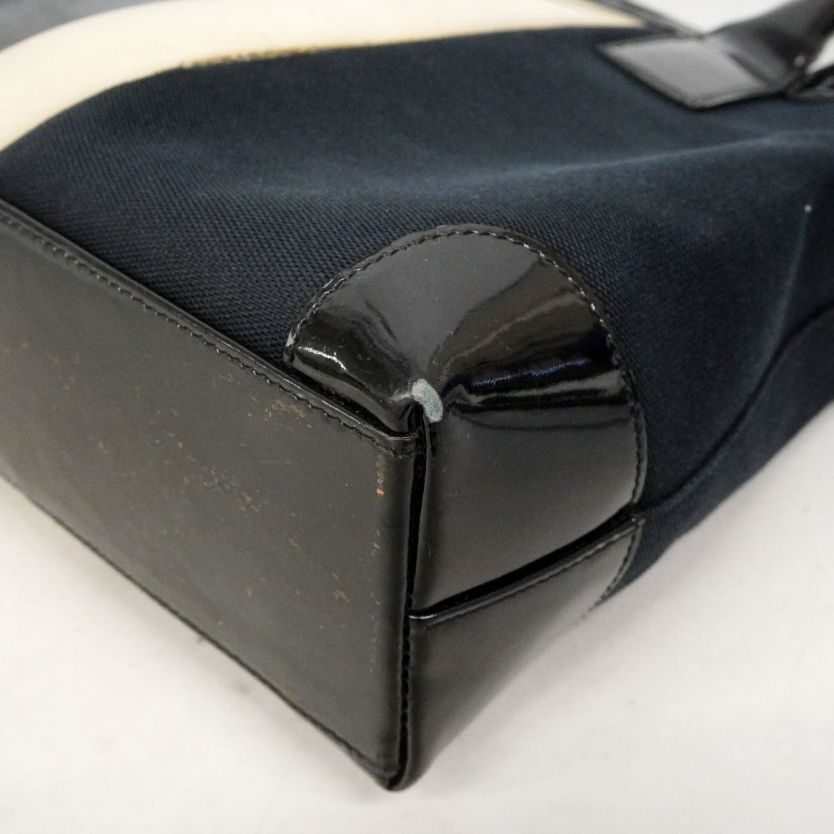 Gucci Tote 002 Canvas Black Navy Gold — view 6