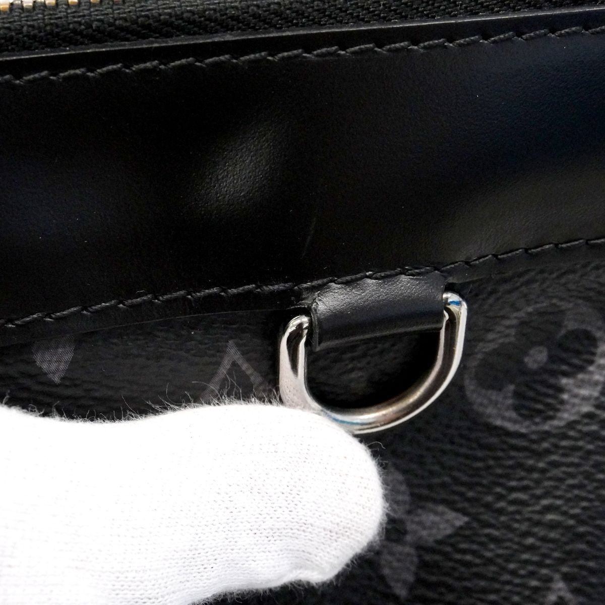 Louis Vuitton Clutch Monogram Eclipse Pochette Discovery Black — view 9